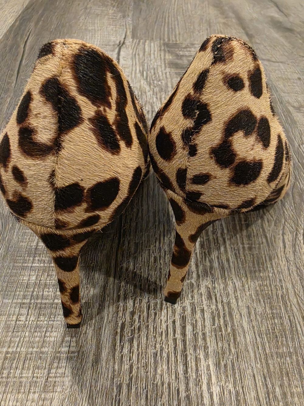 Banana Republic Leopard-Print Pointed Toe Pumps - Tan & Black - Picture 3 of 8